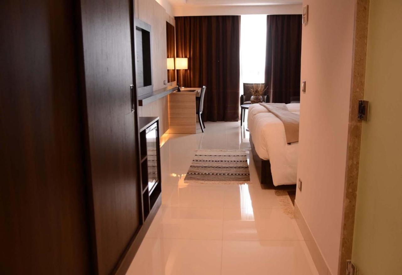 Radisson Hotel Сфакс Екстер'єр фото A room at the hotel