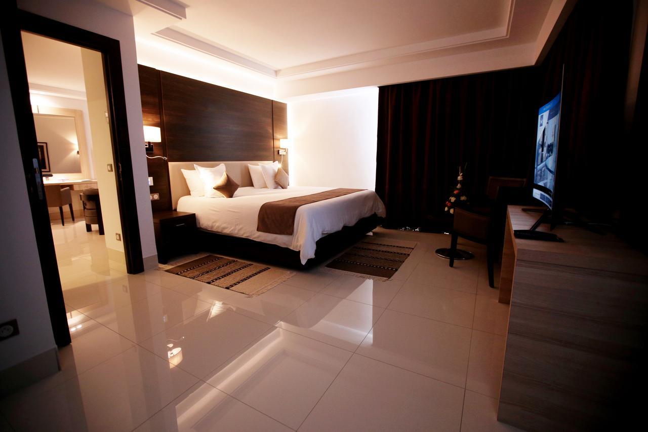 Radisson Hotel Сфакс Екстер'єр фото A bedroom at the hotel