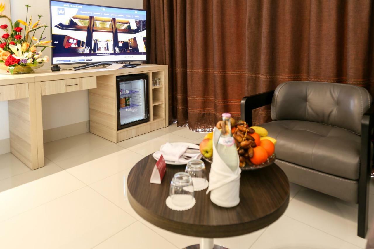 Radisson Hotel Сфакс Екстер'єр фото A room at the hotel